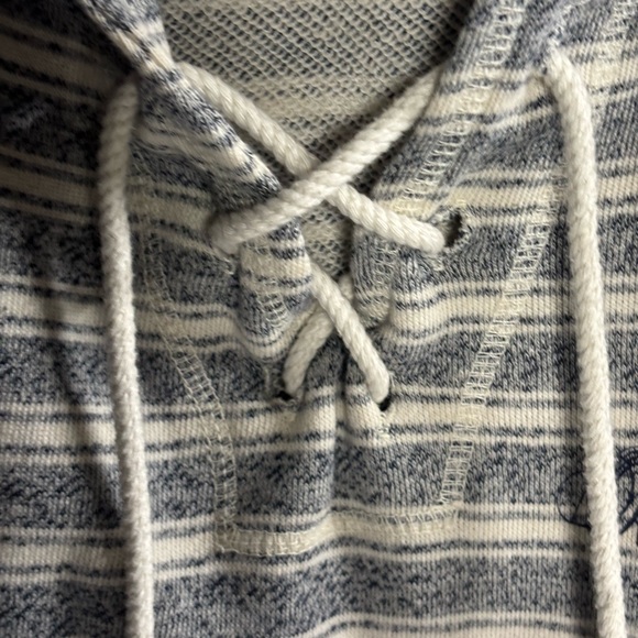 Avalon Gray and White Striped Hoodie - Picture 4 of 5